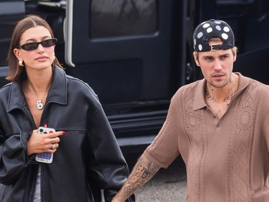 Justin Bieber és Hailey Bieber szerelmes fotójától elolvadtak a rajongók: nem akárhonnan jelentkezett be a sztárpár