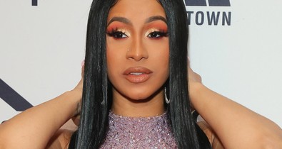 Ez durva! Cardi B-t fel sem ismernéd smink nélkül