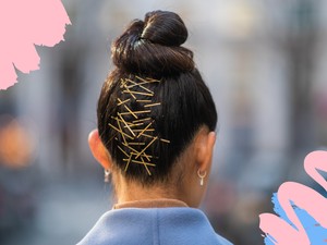 Egyre trendibb a félhosszú haj, mutatjuk, hogyan készíts belőle kontyot