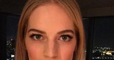 Axente Vanessa köszönti a tavaszt az H&M Studio fotóival