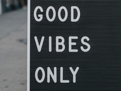 Napi pozitív hír: 103 évesen legyőzte a vírust, jól meg is ünnepelte egy sörrel