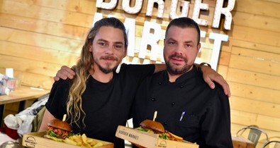 Megkóstoltuk Steiner Kristóf mennyei vegán hamburgerét