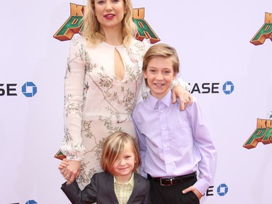 Kate Hudson nem egy, hanem két pasival egyszerre!