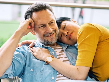 Ha a szüleid nem tudták kimutatni az érzelmeiket, te is sérülten fogsz szeretni