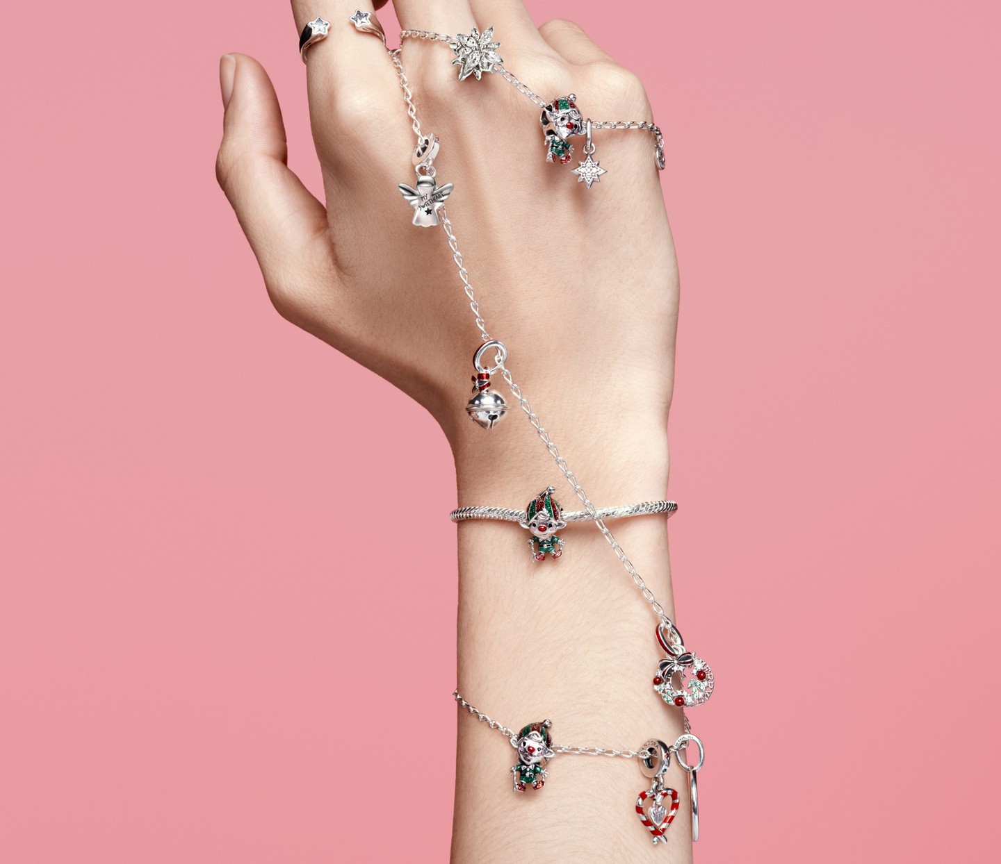 Mi az, ami teljessé teszi az egészet? Egy ékszer, ami megragadja a pillanatot.