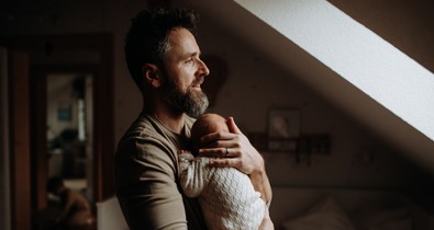 „Az, hogy ki kel fel éjjel a síró gyerekhez, nem a nemi hovatartozás függvénye”