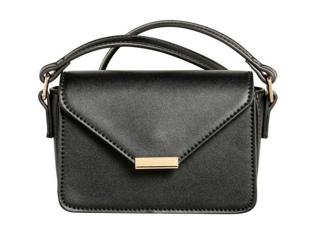 Egy kis fekete táska ilyen elérhető áron? Kell! C&A 4590 Ft