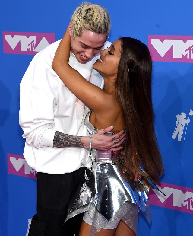 Ariana Grande és Pete Davidson