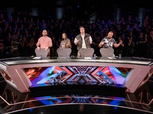 „Nem kell ilyen nárcisztikusan viselkedni” - Az X-Faktor 14 éves versenyzője hatalmas vitát robbantott ki Tóth Andi és Valkusz Milán között