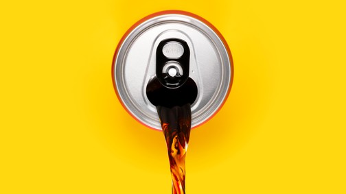 Dr. Zacher Gábor: Napi 24 doboz energiaital valóban halálos