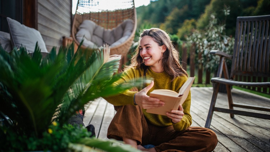 Ez az 5 pszichológiai könyv gyakorlati tanácsokkal segít az erősebb párkapcsolatok kialakításában