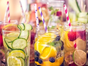 Így hat a testedre, ha ízesített vizet iszol