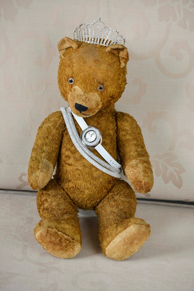 Cuki mackók mutatják be a szezon legmenőbb ékszereit