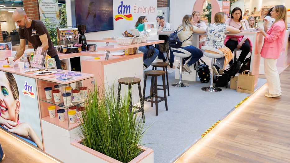 Inspiráló énidő és közösségi élmények a dm Élménytérben a GLAMOUR X dm Beautytour állomásain