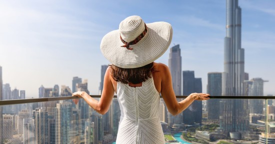 Álomélet Dubajban? Ilyen fizetésre számíthatsz, ha az Emírségekben vállalnál munkát