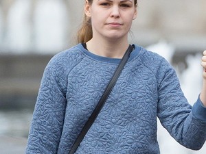 Ez a blogger rákosnak tettette magát, 410 000 dolláros büntetést kellett fizetnie!