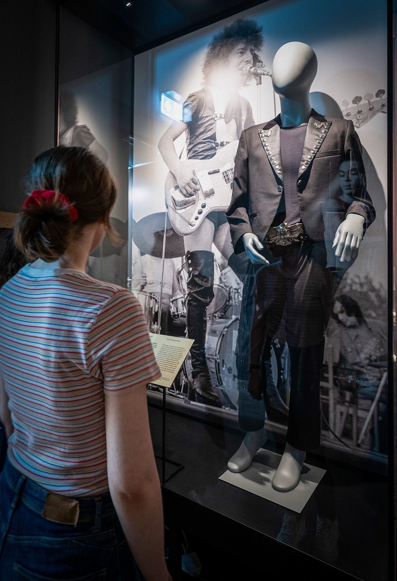 Demjén Ferenc fiatalkori, színpadi öltözéke