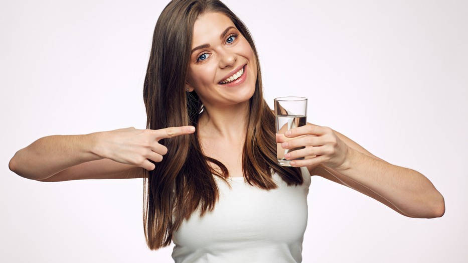 A megfelelő mennyiségű folyadékbevitel hozzájárul a vizeletkiválasztó rendszer egészségéhez