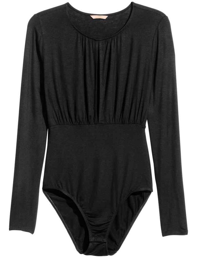 Dekoltázsrészen kivágott, húzott H&M 5990 Ft -hm.com