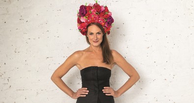 A kalaposok ideje lejárt, vagy mégsem? Farkas Zsófi, a kalapos nő