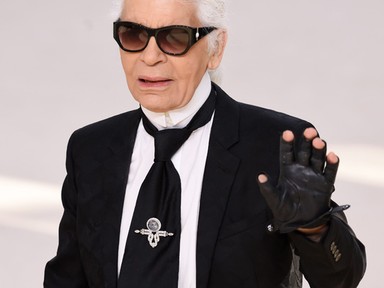 Döbbenetes pletyka: Karl Lagerfeld befejezi!