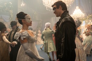 A Bridgerton 4. évadának első fele varázslatos, csak épp az igaz szerelmet hagyták ki belőle