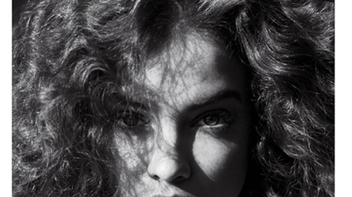 Palvin Barbara cicit villant