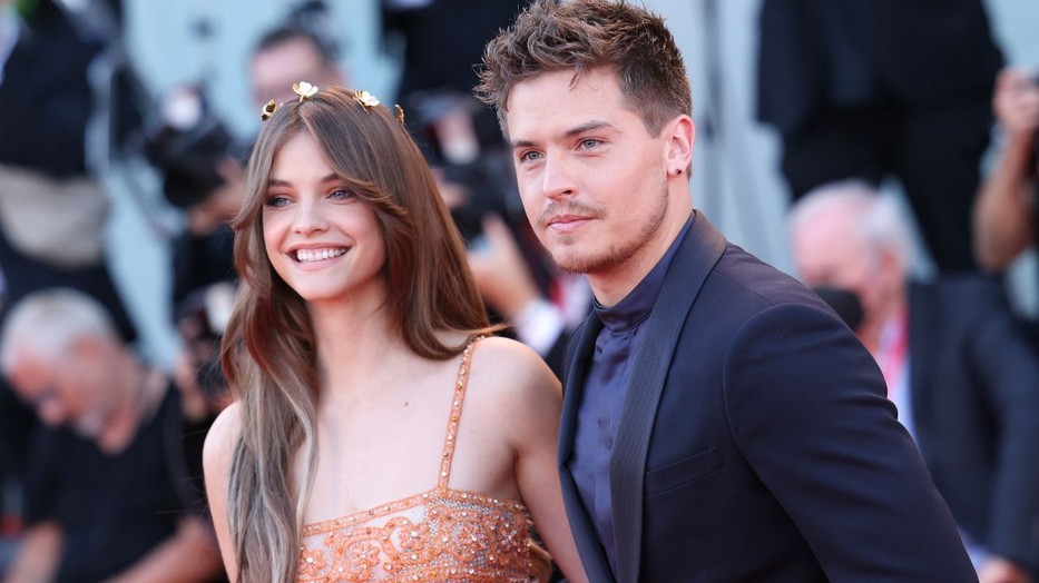 Palvin Barbara és Dylan Sprouse esküvője a legstílusosabb meglepetése volt 2023-nak