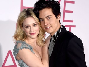 Na ne! Szakított a Riverdale álompárja