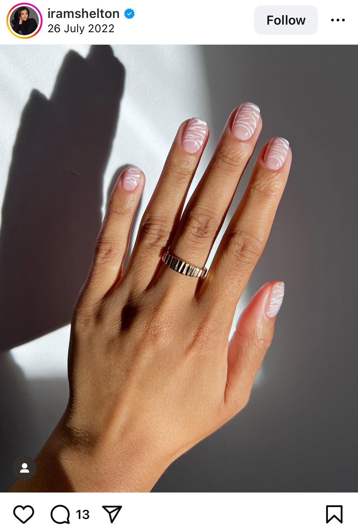 Ez a modern, absztrakt zebraminta friss, tiszta és nagyon menő!