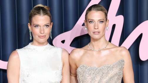 Diana hercegné unokahúgai a párizsi divathéten is ellopták a showt, félelmetesen gyönyörű volt Lady Amelia és Lady Eliza Spencer