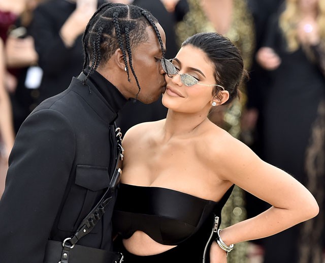 Kylie Jenner és Travis Scott