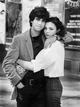 Ez a fotó az 1980-ban megjelent Tisztelgés című film forgatásán készült Kim Cattrallról és Robby Bensonról. A színésznő akkoriban mindössze 24 éves volt.