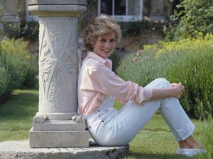 A mai napig lelkifurdalása van Diana hercegnő halála miatt az őt ellátó francia orvosnak