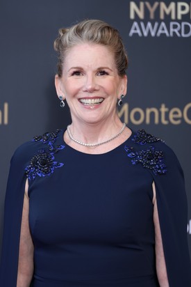 A most 60 éves színésznő élete nem volt zökkenőmentes: adócsalással vádolták, alkoholfüggő volt és rengeteget betegeskedett. 2013 óta azonban boldog házasságban él Timothy Busfield amerikai színésszel. Egy-egy gyermeke született két előző házasságából.