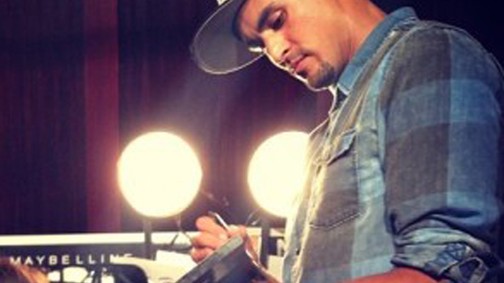 Laza pasiból sminkmester