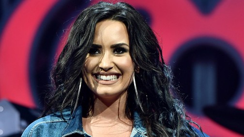 Demi Lovato utálja a vastag combját, de most megmutatta