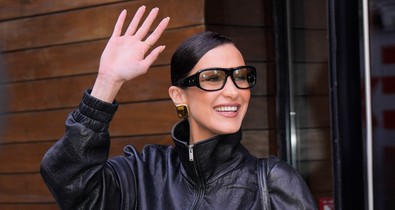 Bella Hadid szőke hajra váltott, azonnal magára vonzotta a tekinteteket a cannes-i filmfesztiválon