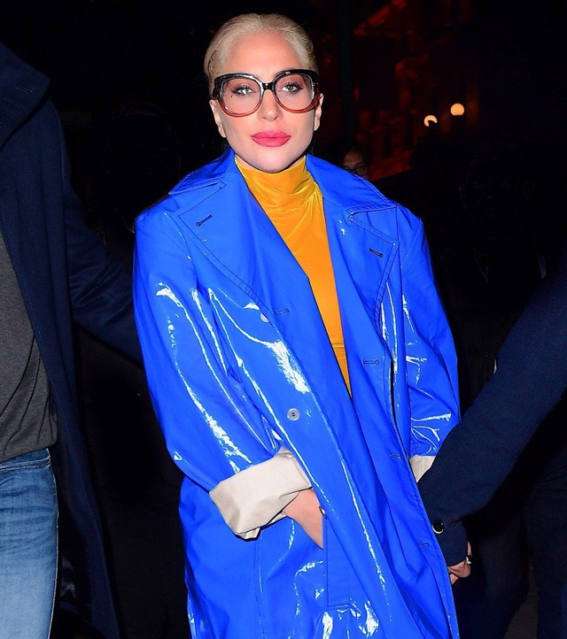 Lady Gaga ikeás szerelésben