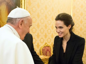 Angelina Jolie találkozott a pápával