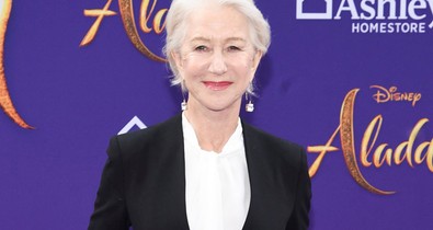 A 73 éves Helen Mirren rózsaszínre festette a haját Cannes-ban
