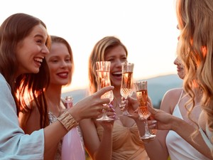 Rengeteget tehetsz a demencia kialakulása ellen csak azzal, ha többé nem iszol ebből az italból