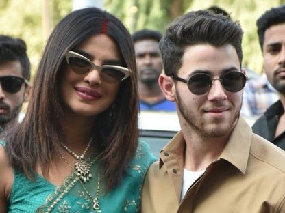 Priyanka Chopra és Nick Jonas megmutatták méregdrága jegygyűrűjüket