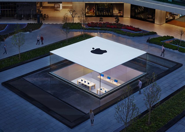 Apple Isztambul, Norman Foster terve