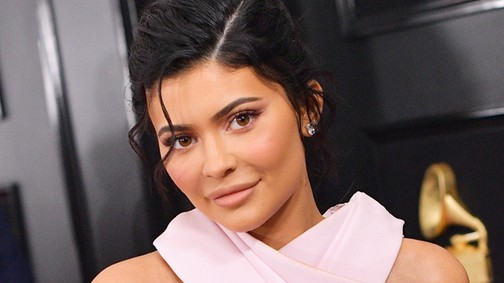 Tessék? Kylie Jenner falán óvszerek lógnak