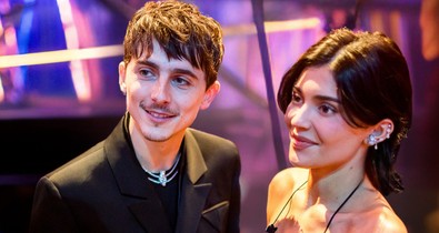 Kylie Jenner és Timothée Chalamet a Coachellán csókcsatázott, ettől garantáltan zavarba jössz