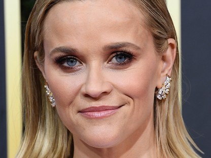Reese Witherspoon volt a jin Jennifer Aniston jangjához a Golden Globe gálán