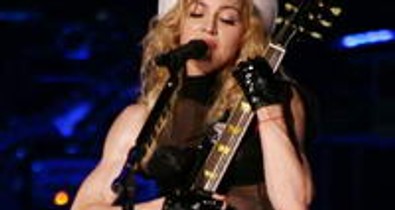 Francia luxus helyett lendületes olaszok kellenek Madonnának?