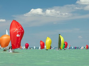 Kezdődik a Kékszalag: főszerepben a vitorlázás és a Balaton