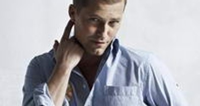 Egy csibészesen sármos nagykövet